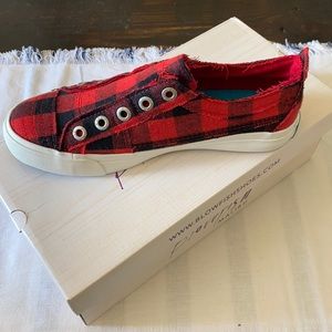 New blowfish shoes in box